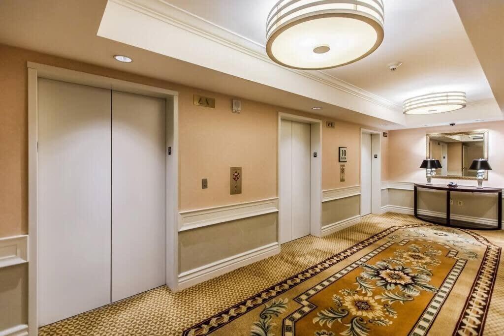 37Th Floor Penthouse - No Resort Fees - Strip View - Mgm 37807 Las Vegas Exterior photo